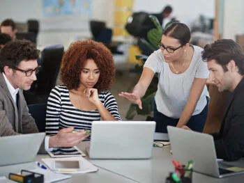 Today’s Blog Industry Finance  Business Consulting. - 熊猫直播